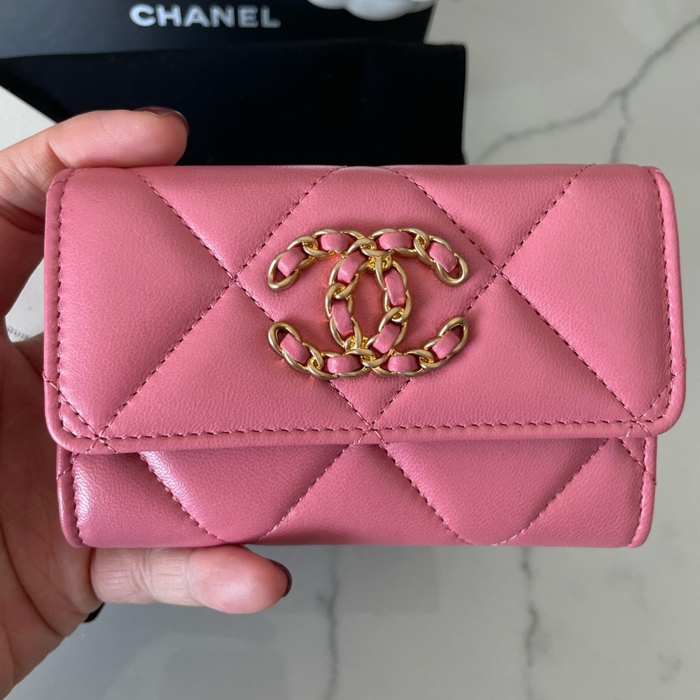BNIB Chanel flap card holder